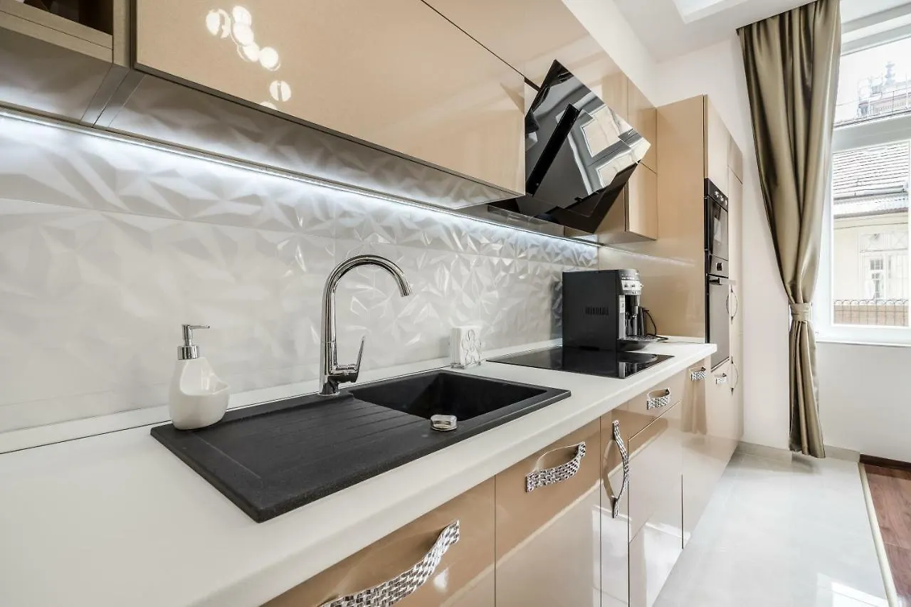 Centrum Opera Luxury Apartment With Free Garage Budapest